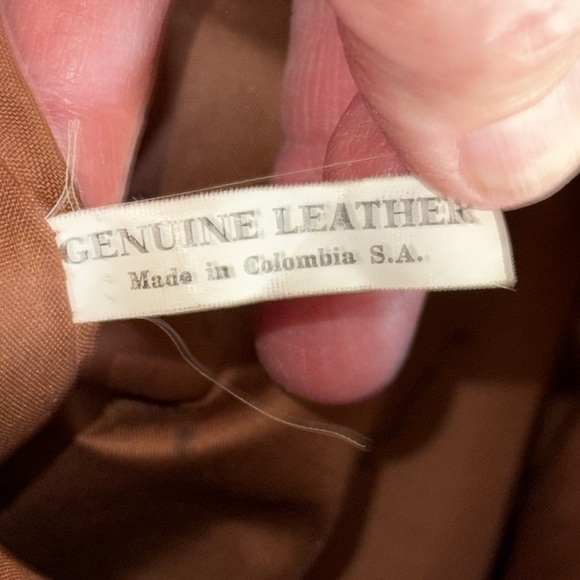 Lavive Made In Colombia Brown Leather Shoulder Bag - Picture 7 of 9